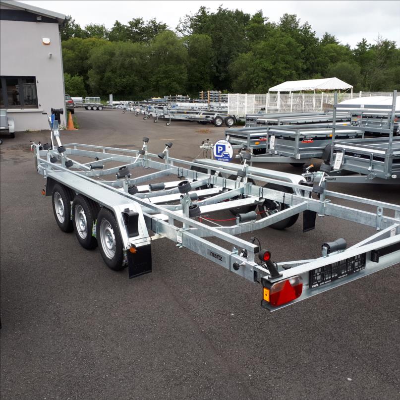 Remolque portabarcos triple eje YACHT 3500, con PTAC de 2500 a 3500 kg - Imagen 4