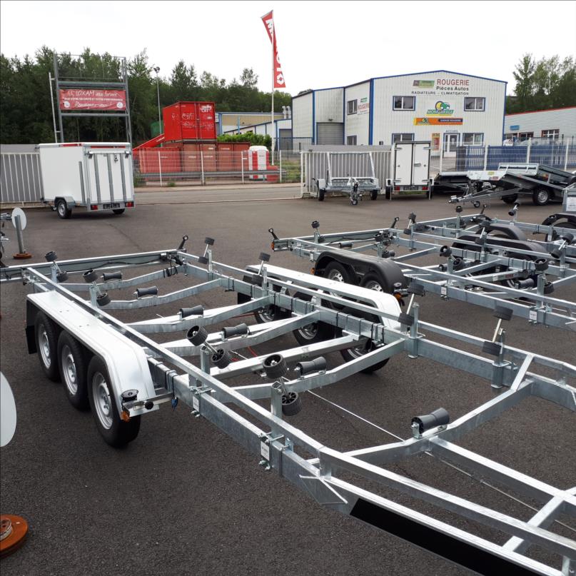 Remolque portabarcos triple eje YACHT 3500, con PTAC de 2500 a 3500 kg - Imagen 7