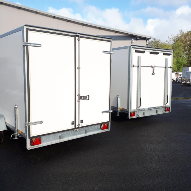 Remolque furgón de paneles sándwich, PTAC 2 000–2 700 kg - Imagen 8