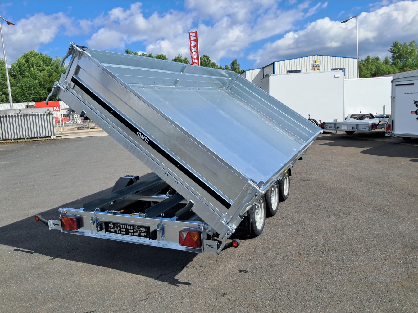 Volquete triángulo Kipper 400/3C, 4 m × 1,97 m, doble eje, PTAC de 2 200 a 3 500 kg. - Imagen 25