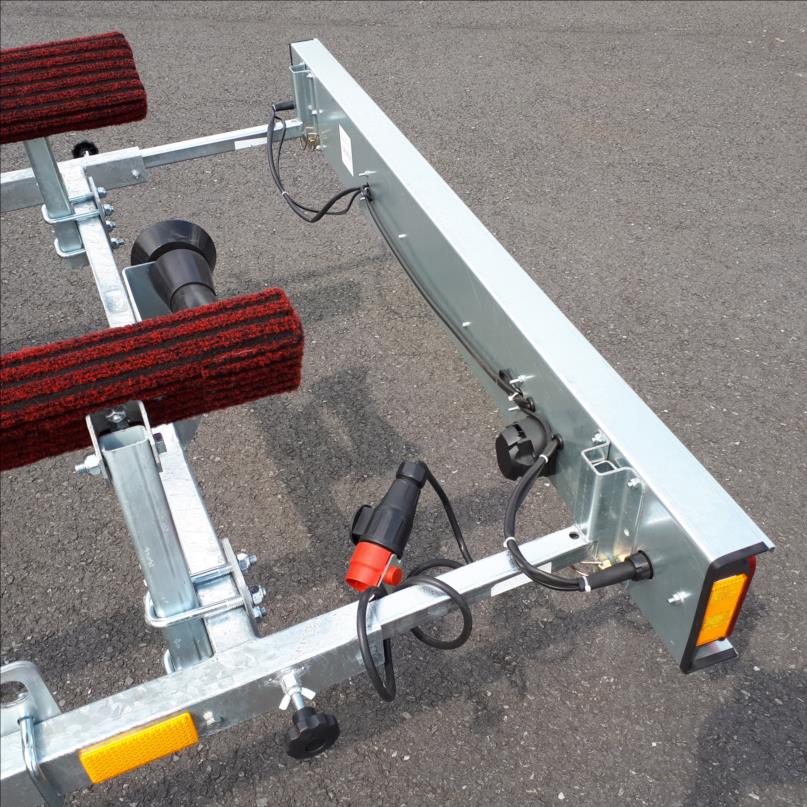 Remolque porta jet ski 750, con PTAC de 500 a 750 kg - Imagen 7