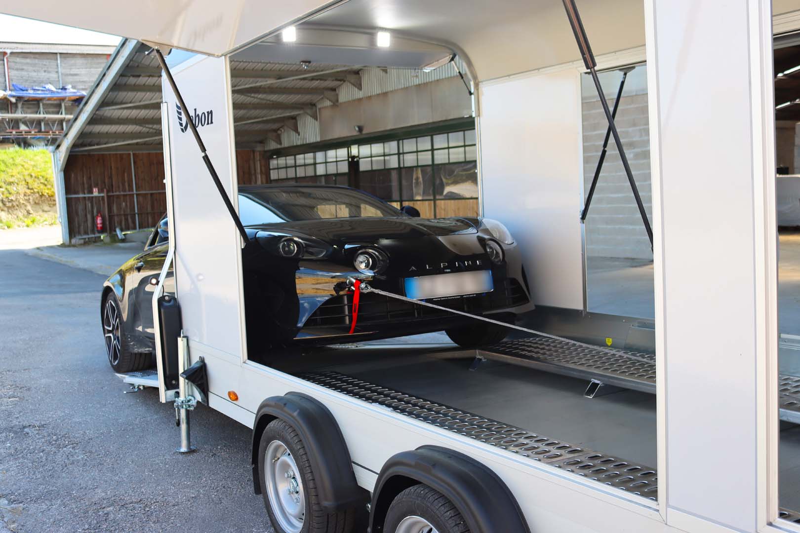 Furgón Roadster 1000 Debon 497 x 202 x 206 cm - Imagen 4